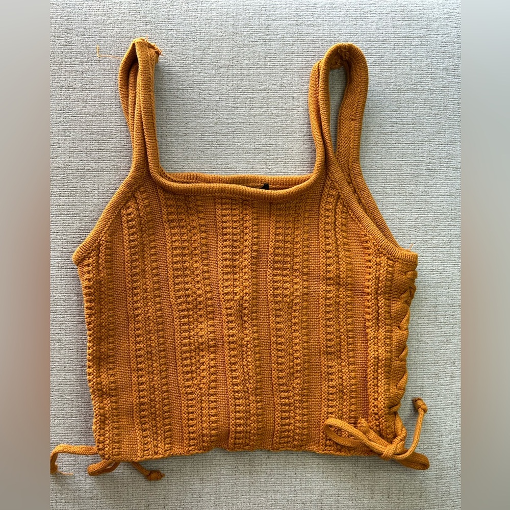 Forever 21 Women's  Sleeveless Mustard Knit Top